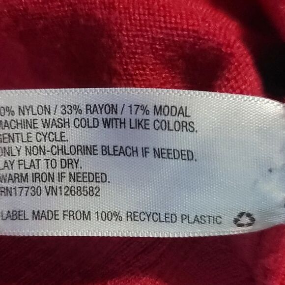 A New Day V-Neck Sweater Womens Hot Pink Size M Long Sleeve Ribbed Knit Pullover - Picture 4 of 4